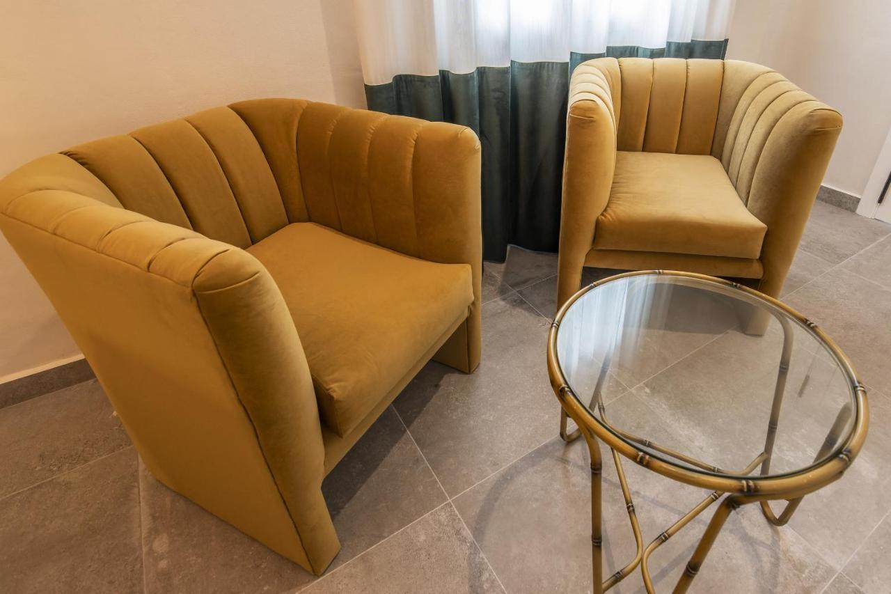 Trajano Premium Estudios By H Ayamonte Exterior photo